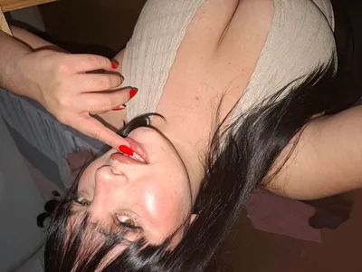 Catitaaa from Argentina — real person online now on PeachMatch