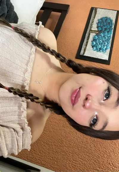 Bebe from Mexico — real person online now on PeachMatch