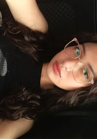 Alana — real girl from Ecuador online for 1v1 video chat