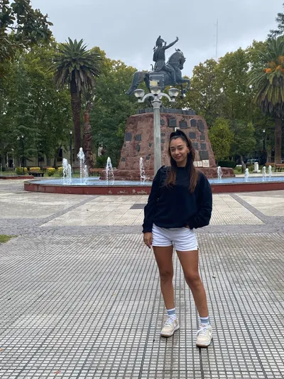 Aylen from Argentina — real person online now on PeachMatch