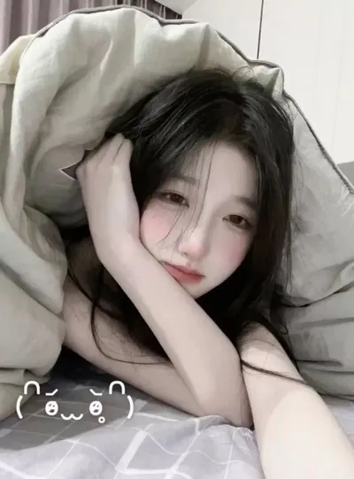 Thao — real girl from Vietnam online for 1v1 video chat